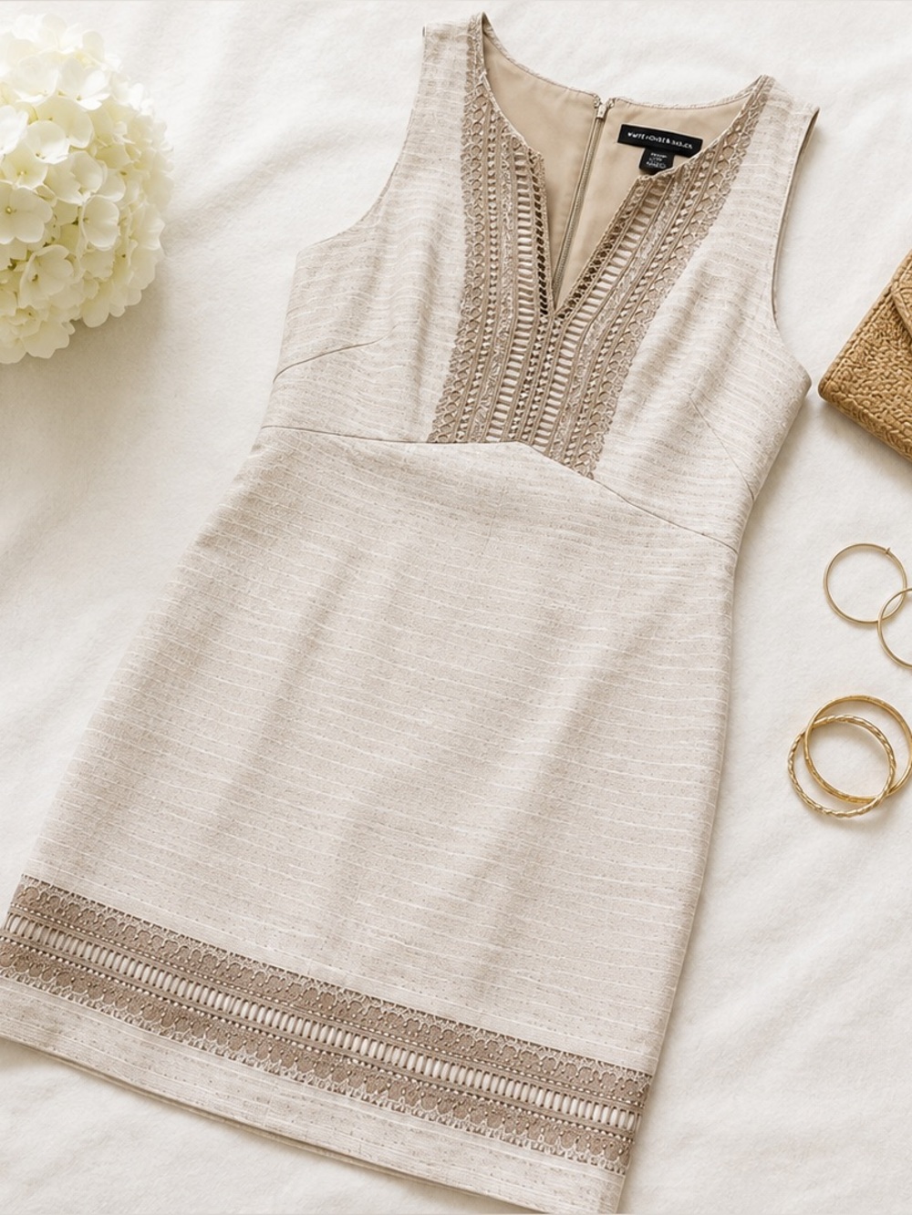 White House Black Market Linen Sheath Dress Size 8 Beige Crochet V Neck